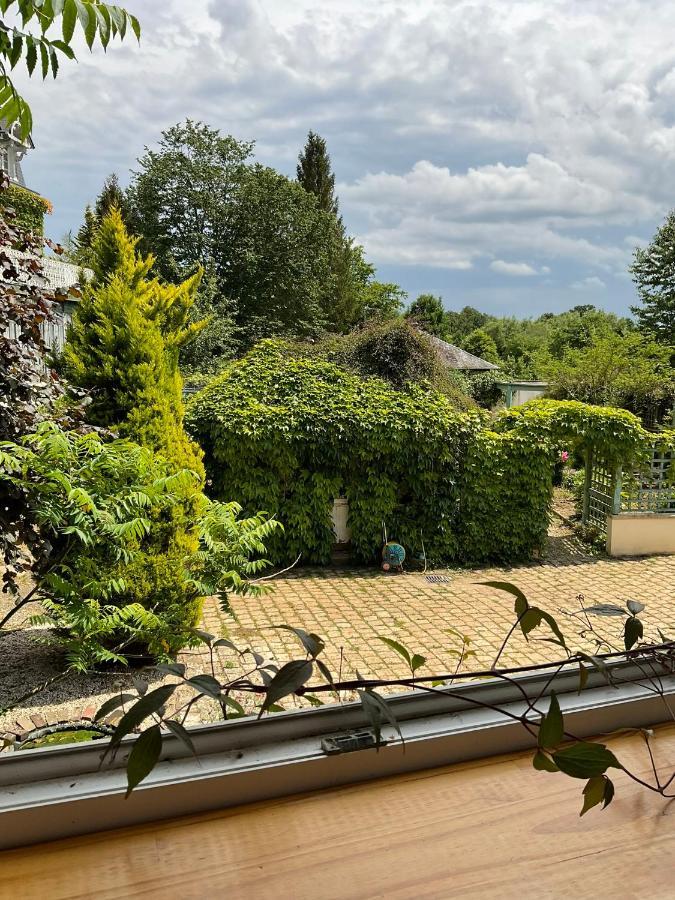 Le Glycine A Manoir Sainte Cecile Juvigny-Val-d'Andaine Exterior foto