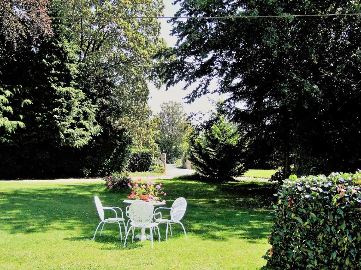 Le Glycine A Manoir Sainte Cecile Juvigny-Val-d'Andaine Exterior foto